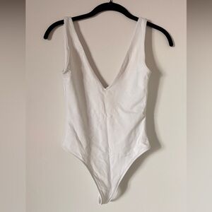 Aritzia Babaton White Bodysuit